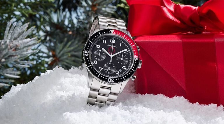 Mettant en vedet la montre Marine Star Heritage, modèle 98B451